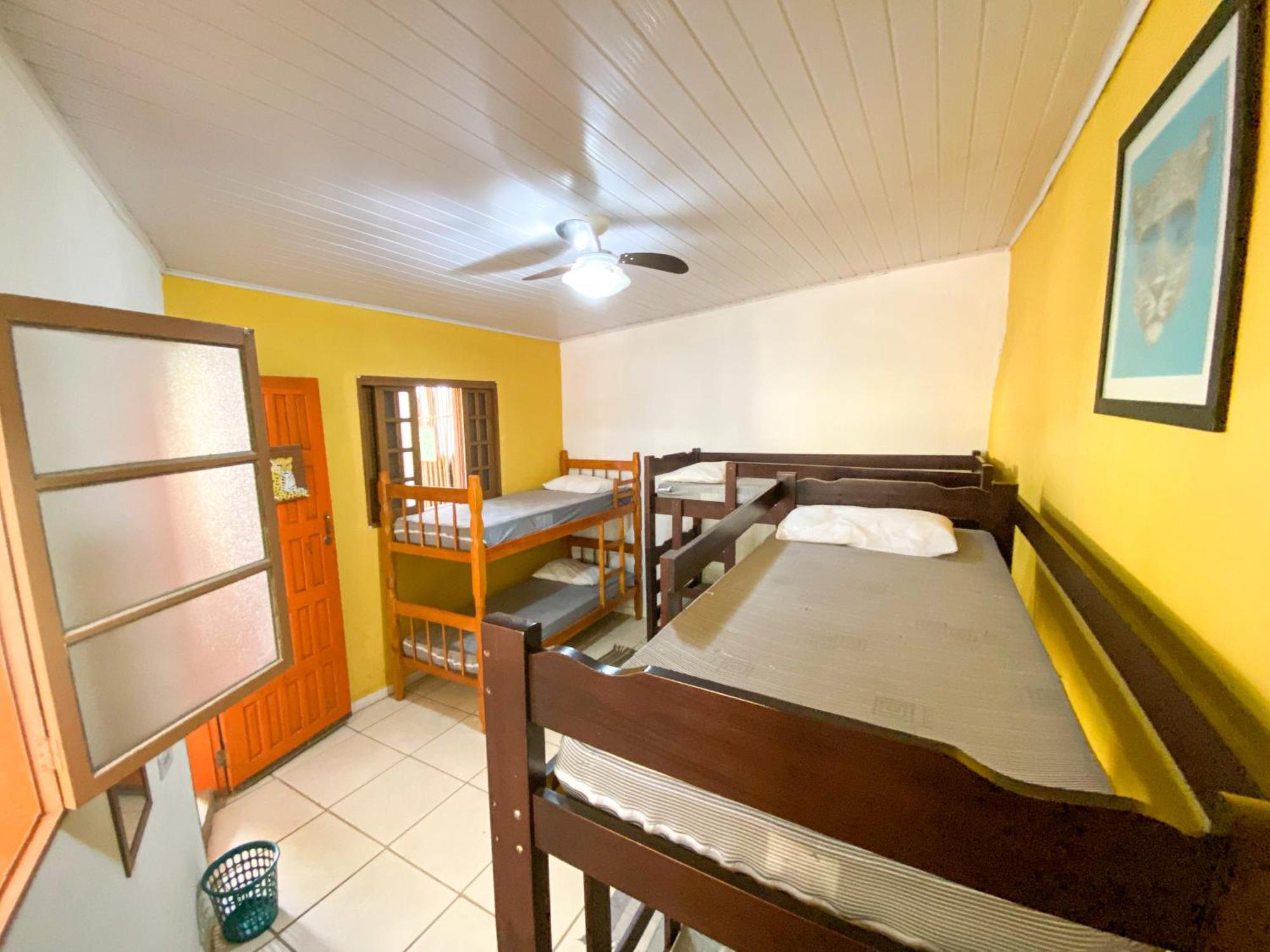 Sintonia Surf Hostel E Bar Ubatuba Kamer foto